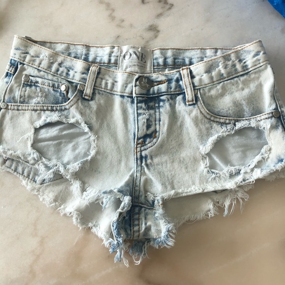 One teaspoon jeans shorts - Picture 1 of 6